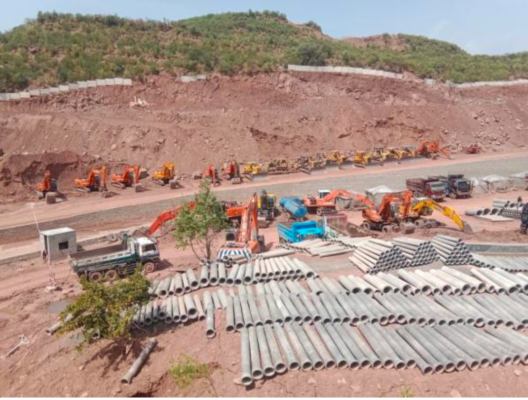 Construction materials and machinery